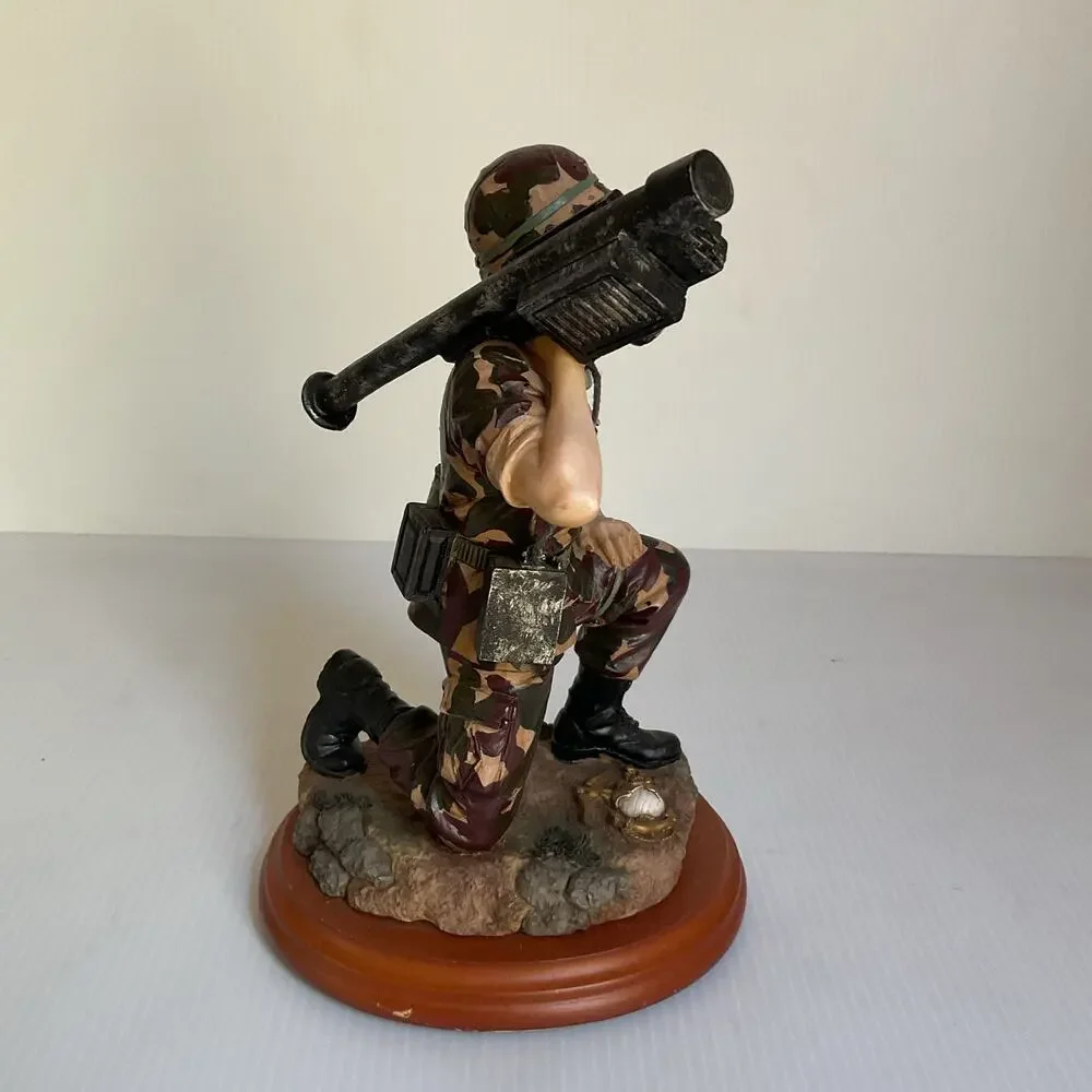 American Heroes Vanmark 1999 “Stinger Defense” Soldier Figurine Limited Edition - Picture 2 of 8